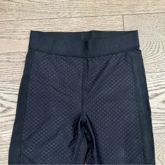 Alala Workout Set - Picture 8 of 8